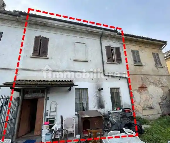 Casa indipendente in vendita a Bressana Bottarone