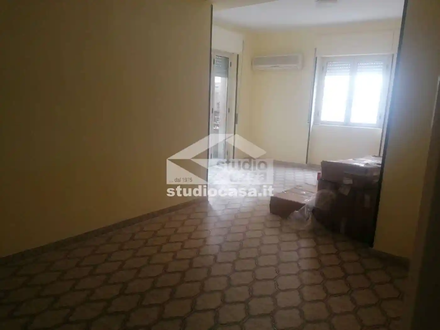 Trilocale buono stato, piano rialzato, Centro, Crotone - foto 4