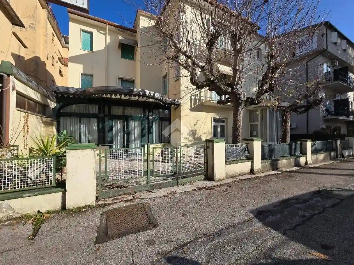 Palazzo - Edificio - foto 2