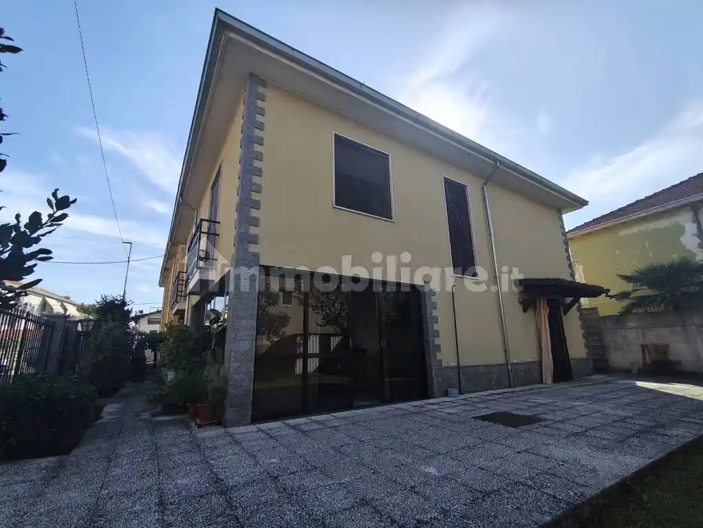 Villa in vendita a Vigevano