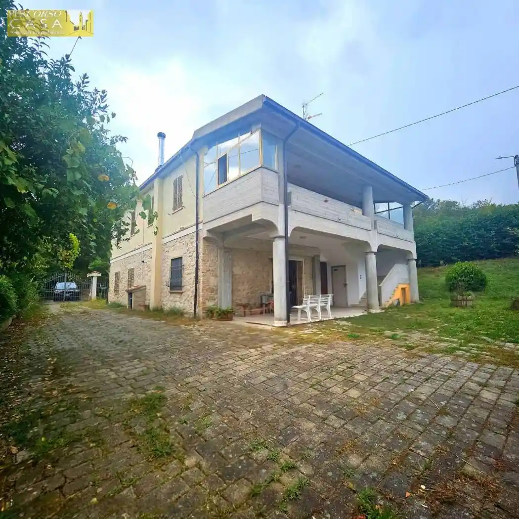 Villa bifamiliare 10 Mi  dal centro, Teramo - foto 5