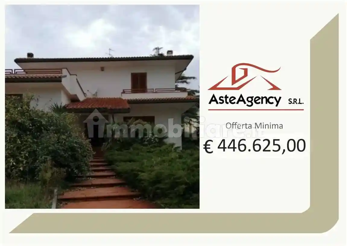 Villa in vendita a Montegranaro