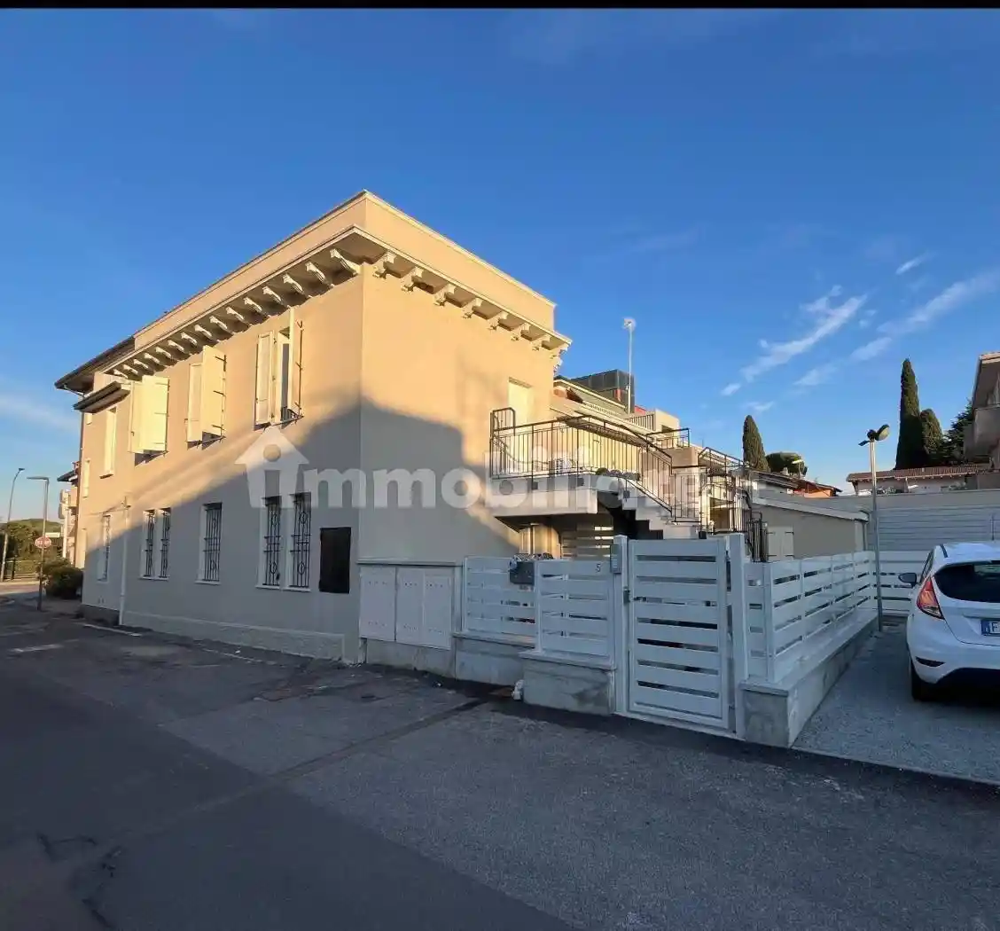 Villetta a schiera in affitto a Desenzano del Garda