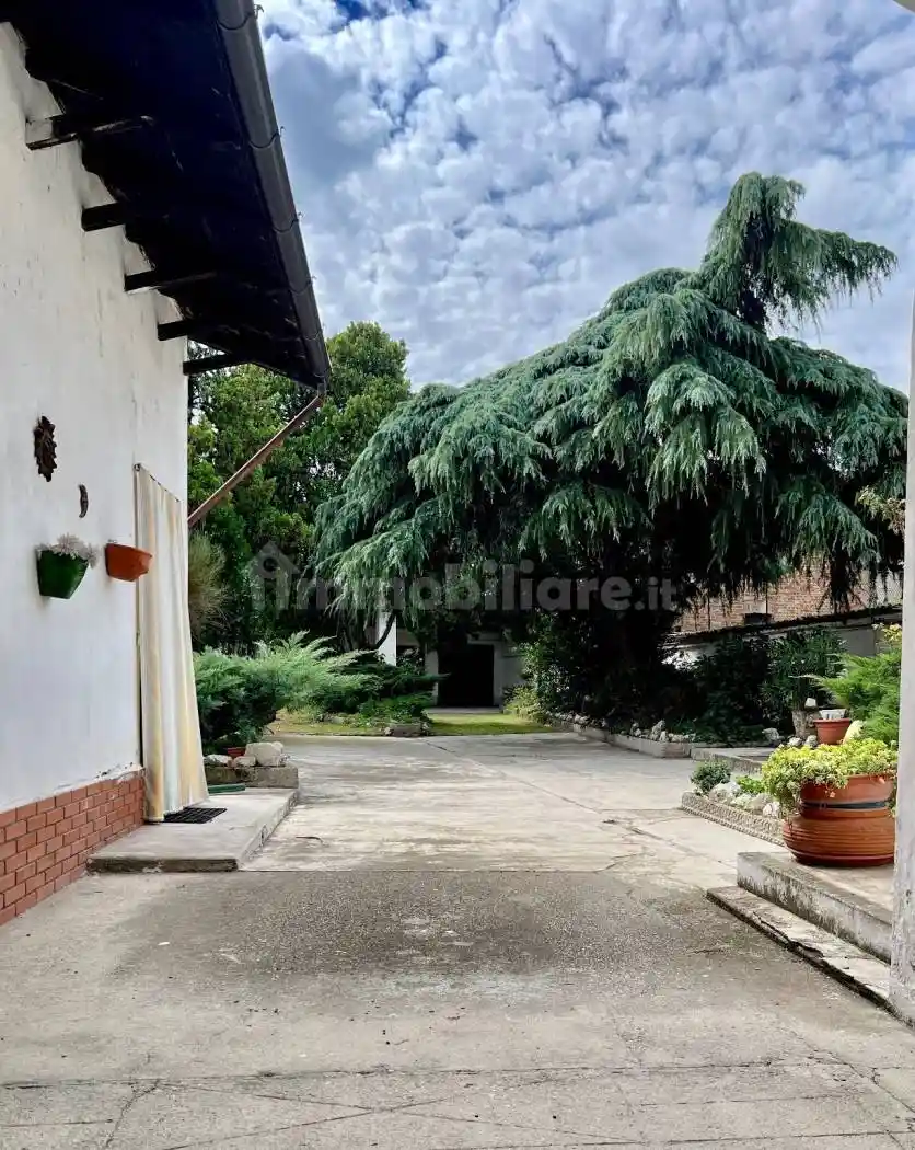 Villa in vendita a Grumello Cremonese ed Uniti