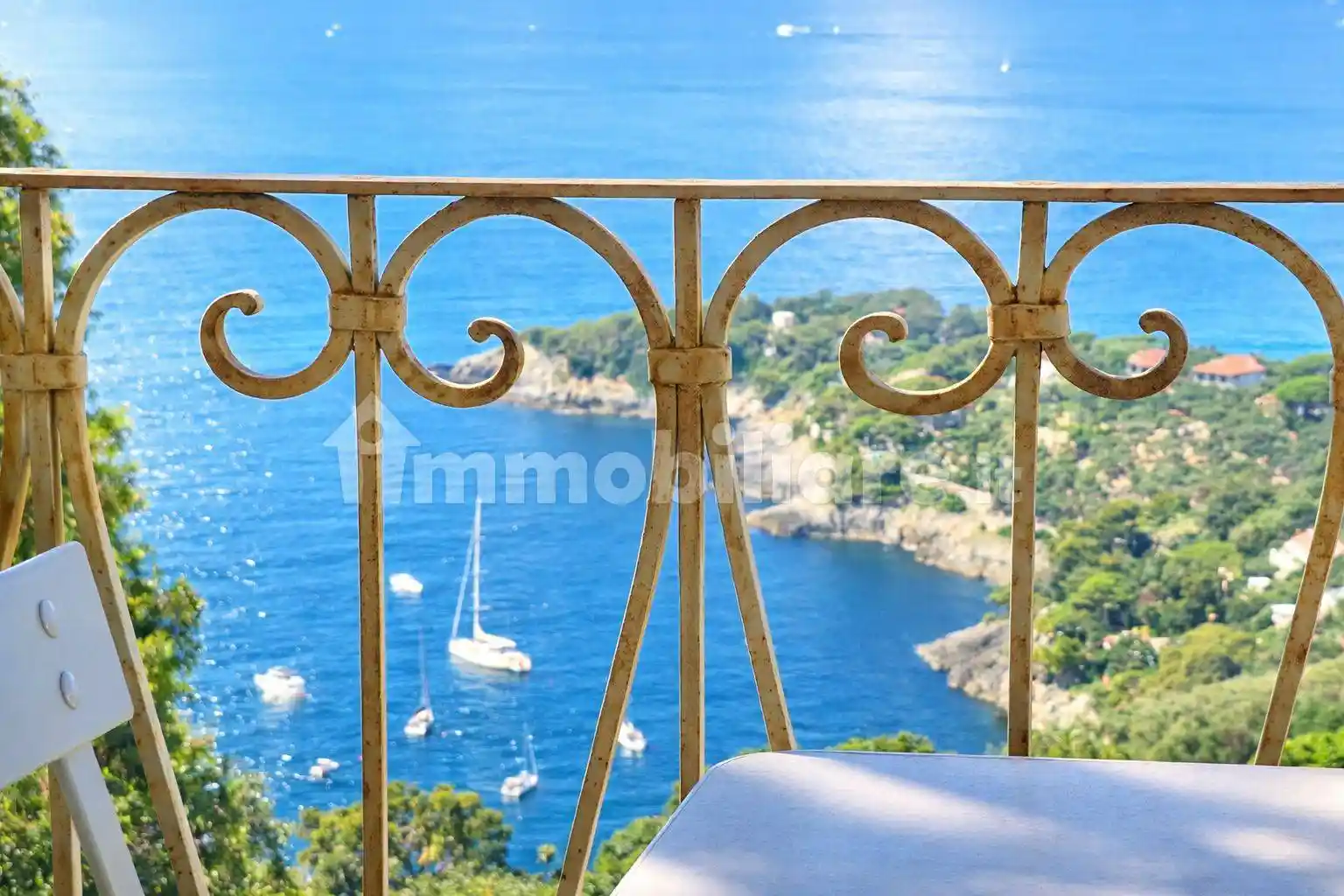 Appartamento in vendita a Lerici