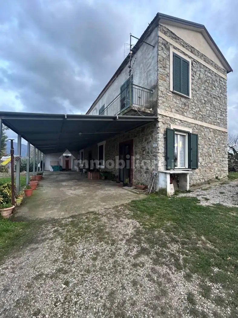 Casa indipendente in vendita a Altavilla Silentina