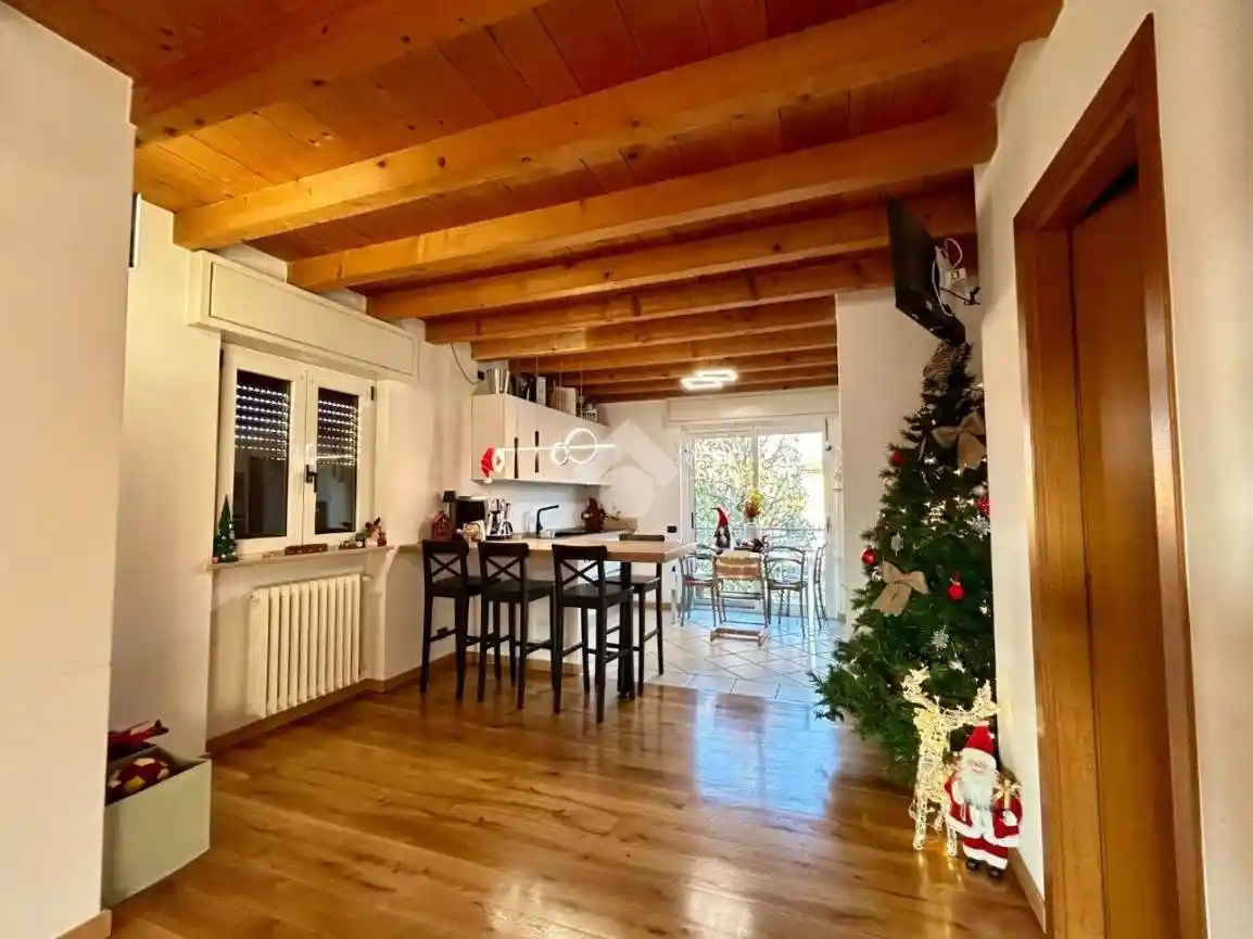 Villa in vendita a Gorle