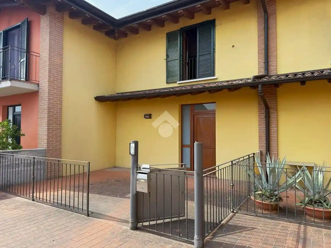 Villetta a schiera in vendita a Borgo San Giacomo