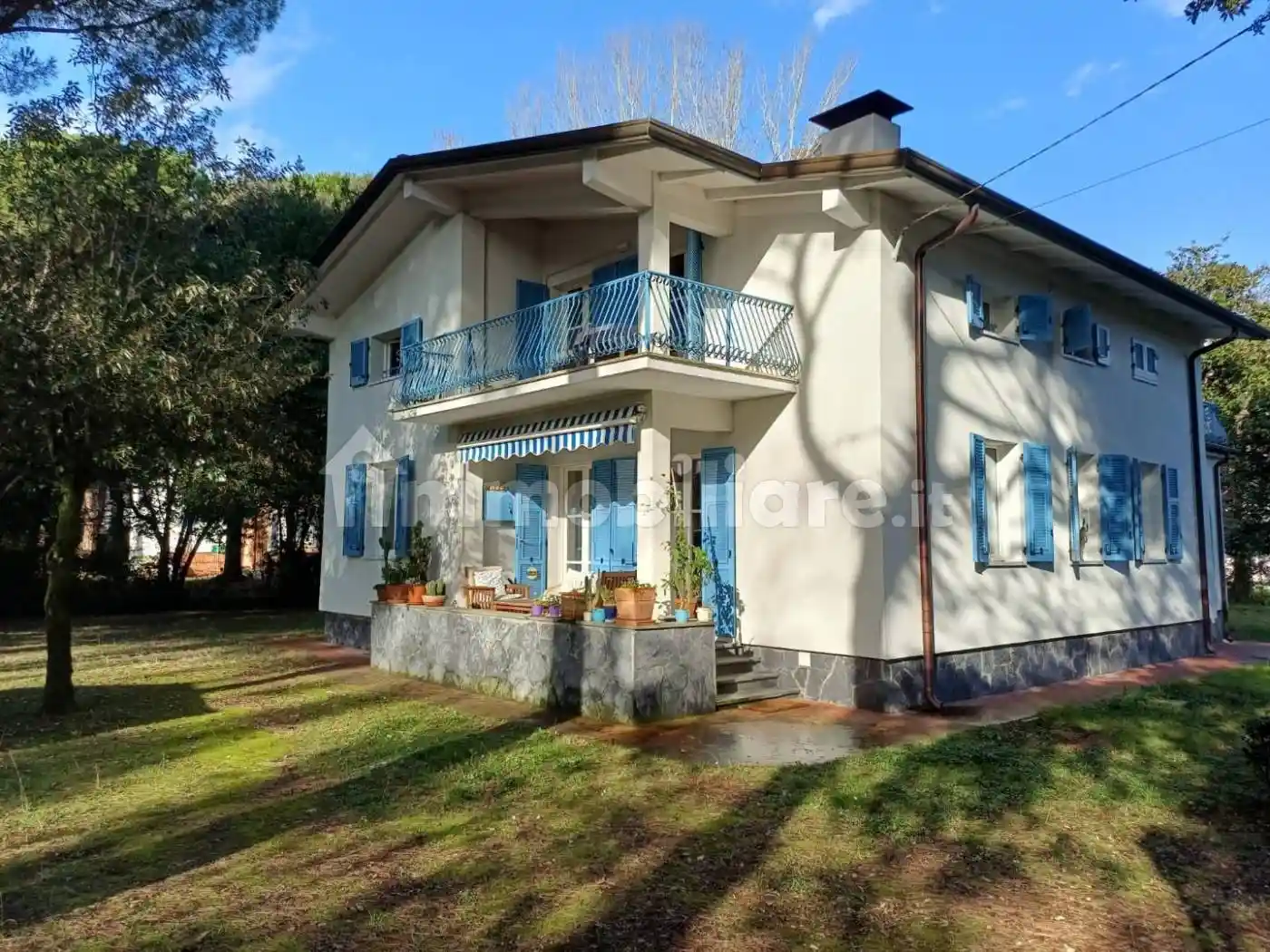 Villa in vendita a Massa
