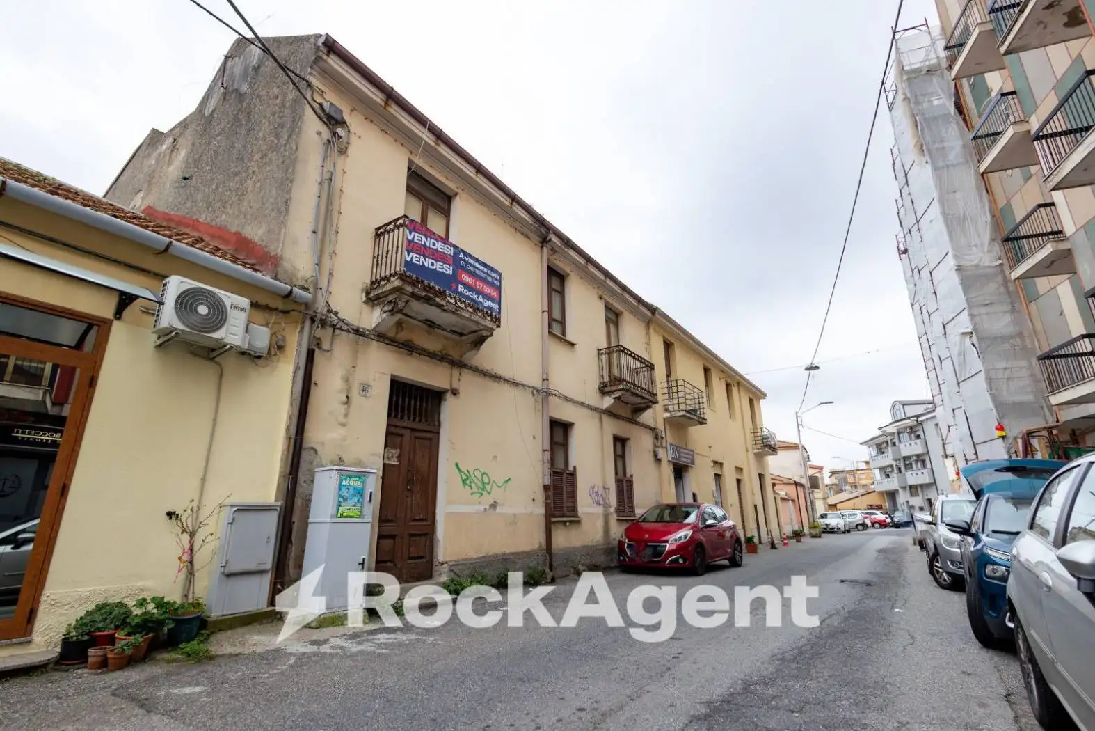 Palazzo - Edificio in vendita a Catanzaro