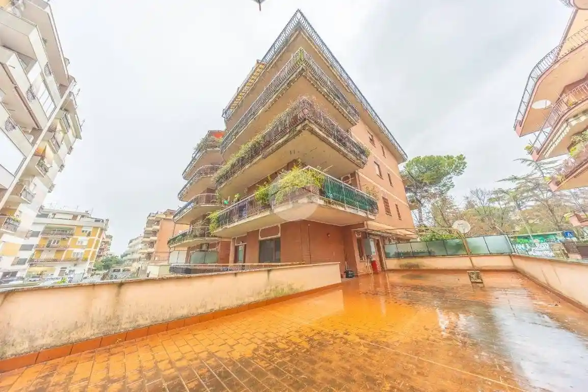 Appartamento in vendita a Guidonia Montecelio