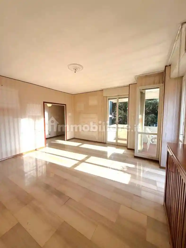 Appartamento in vendita a Desio