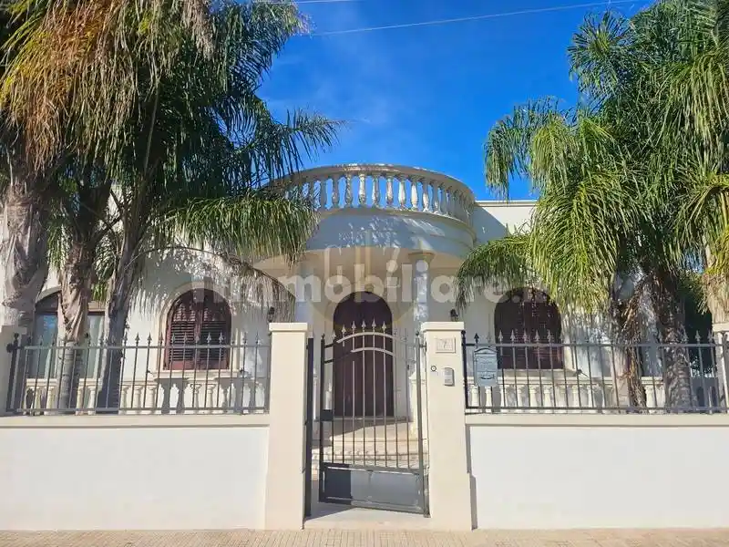 Villa in vendita a Carmiano