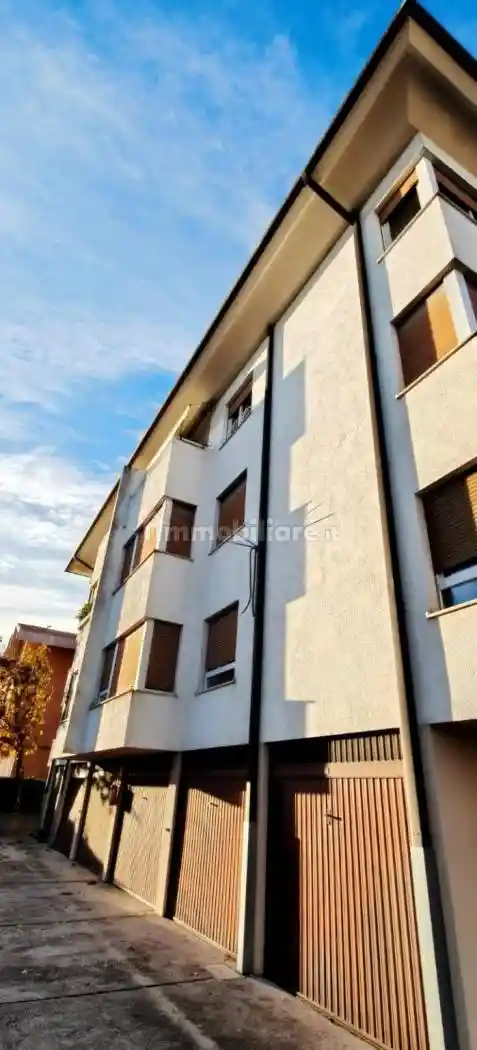 Palazzo - Edificio in vendita a Maniago