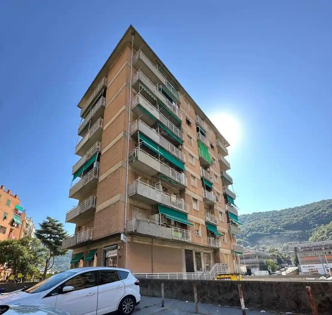 Appartamento in vendita a Genova