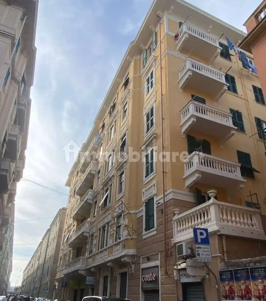Appartamento in vendita a Genova