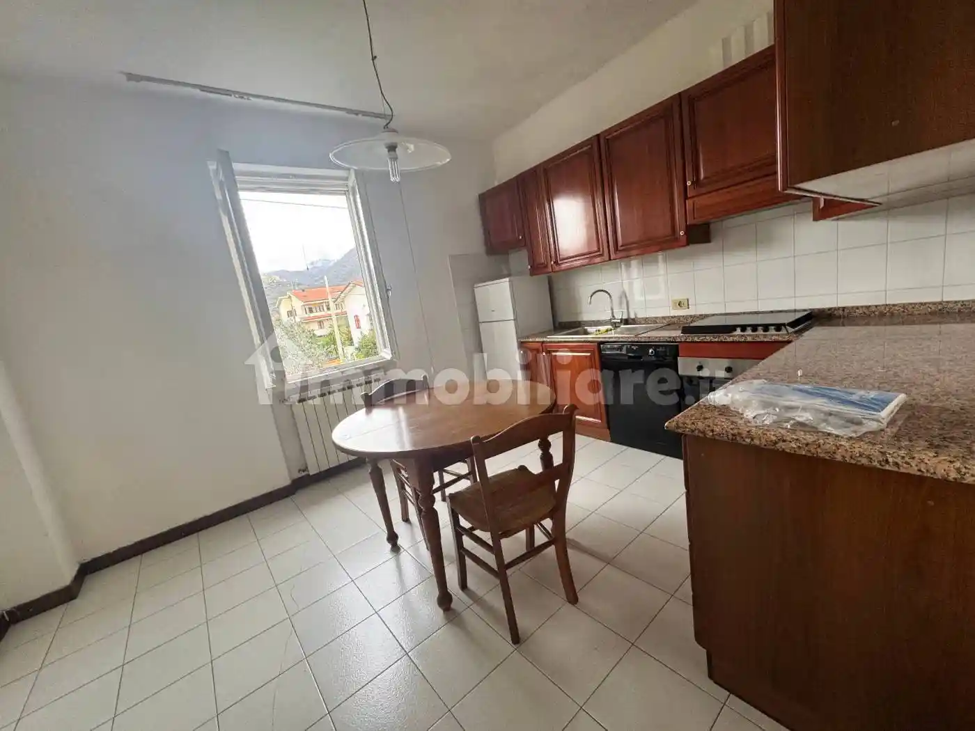 Appartamento in vendita a Luni