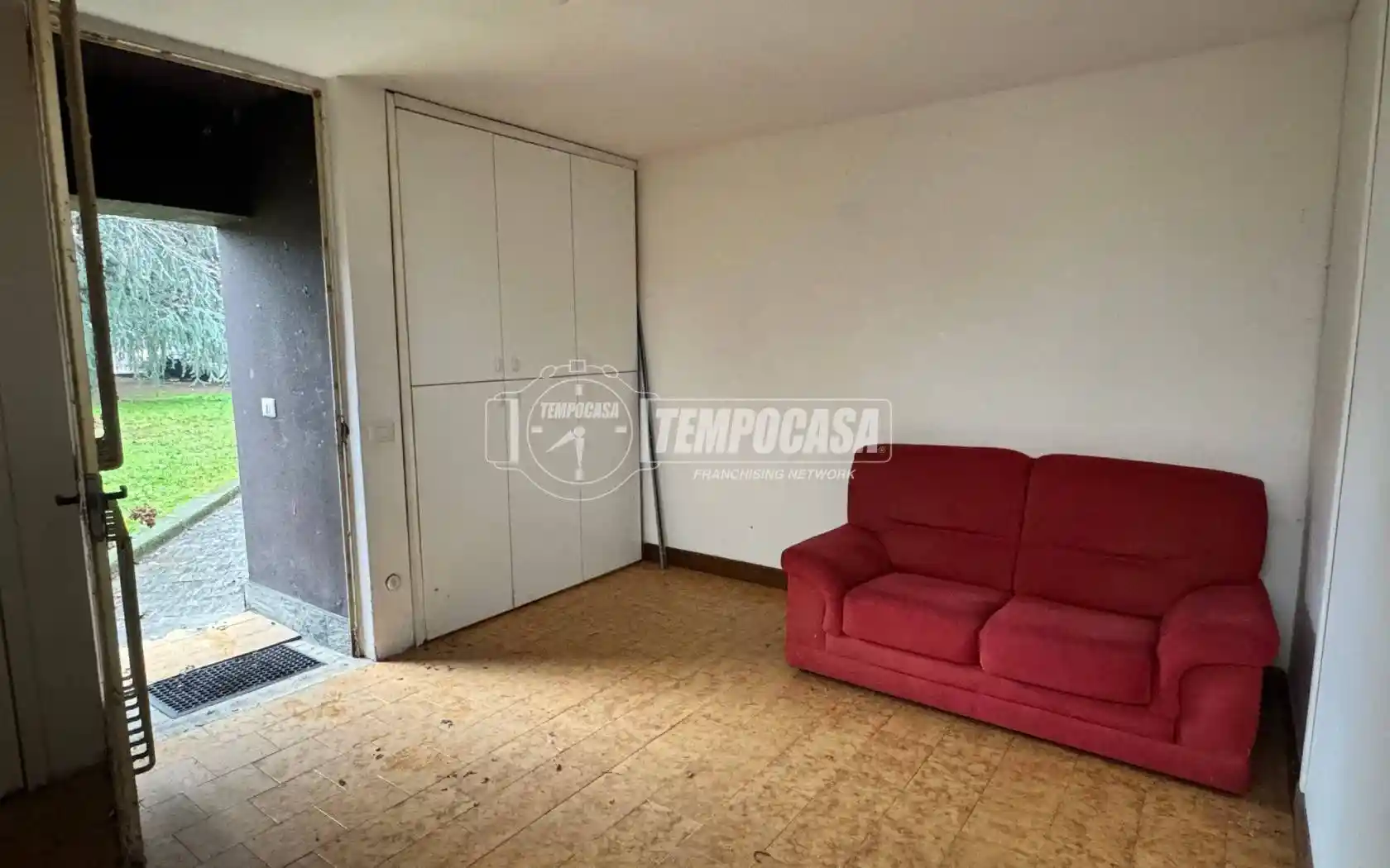 Appartamento in vendita a Ossona