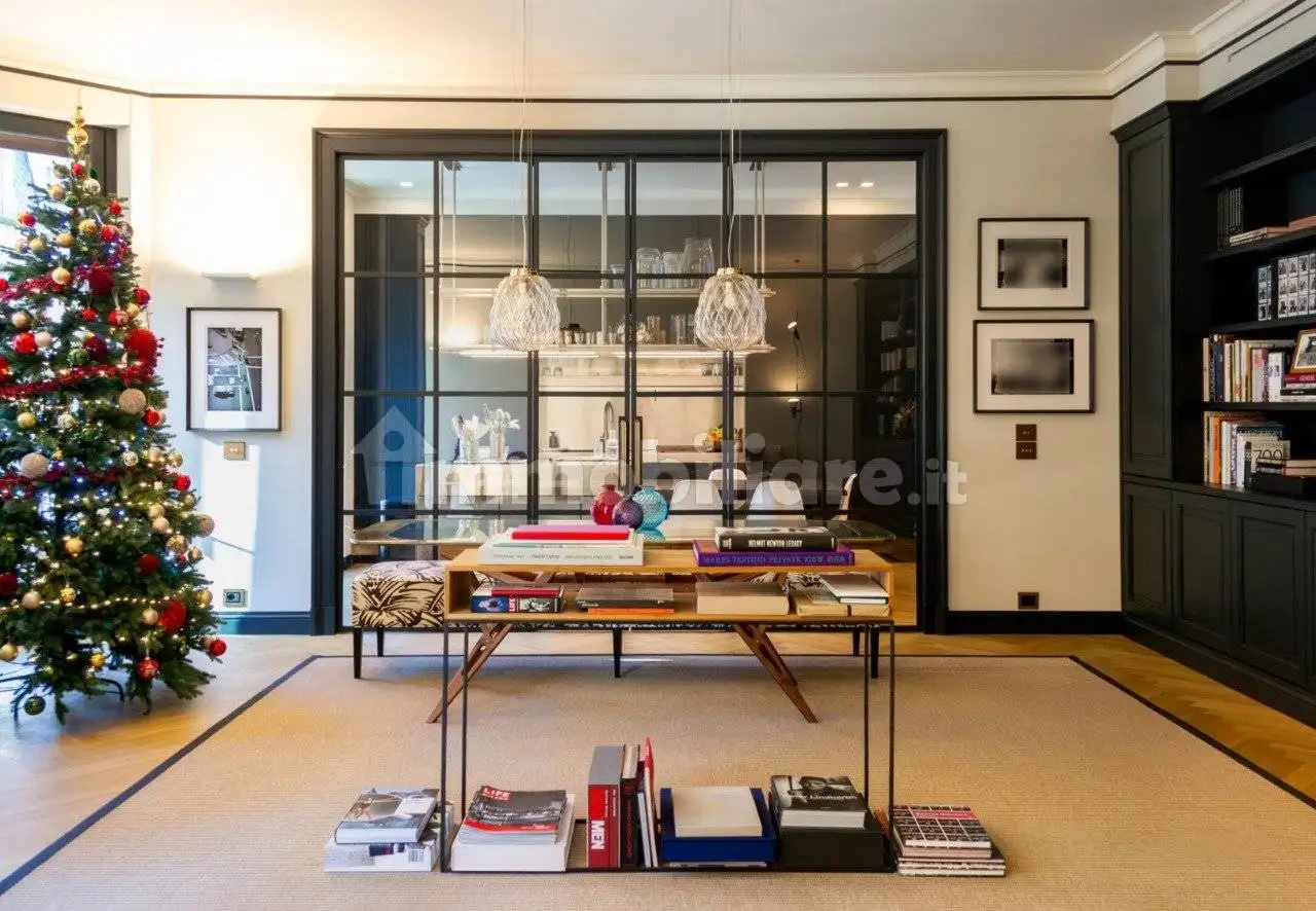 Appartamento in vendita a Milan