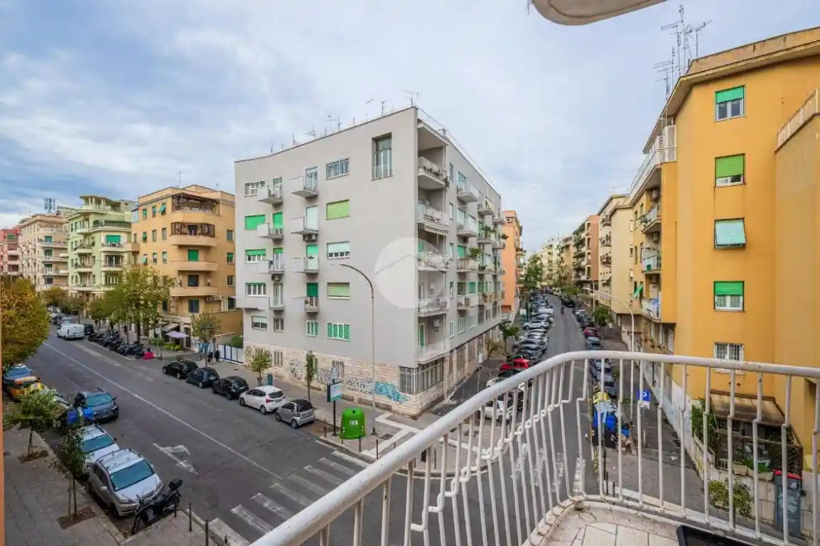 Bilocale via Lorenzo il Magnifico, Bologna, Roma - foto 3