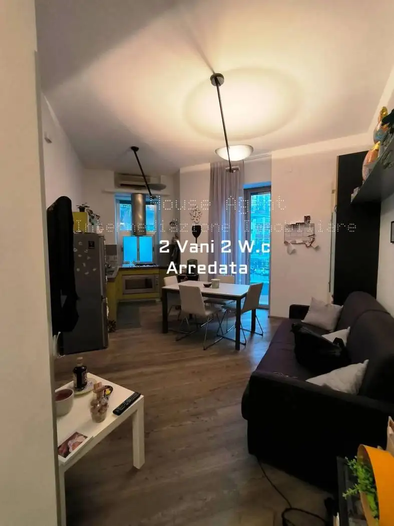 Appartamento in vendita a Napoli