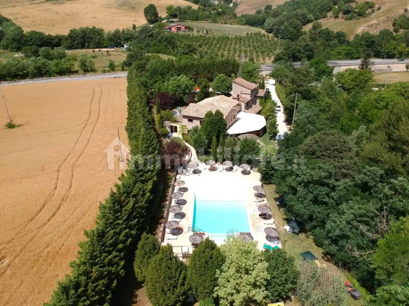 Rustico - Casale in vendita a Cantiano