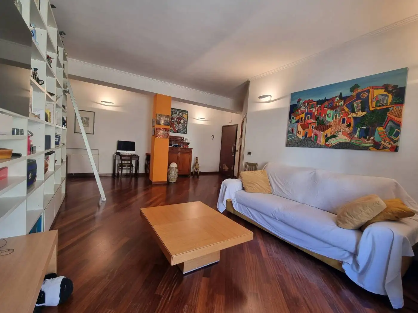 Appartamento in vendita a Milan