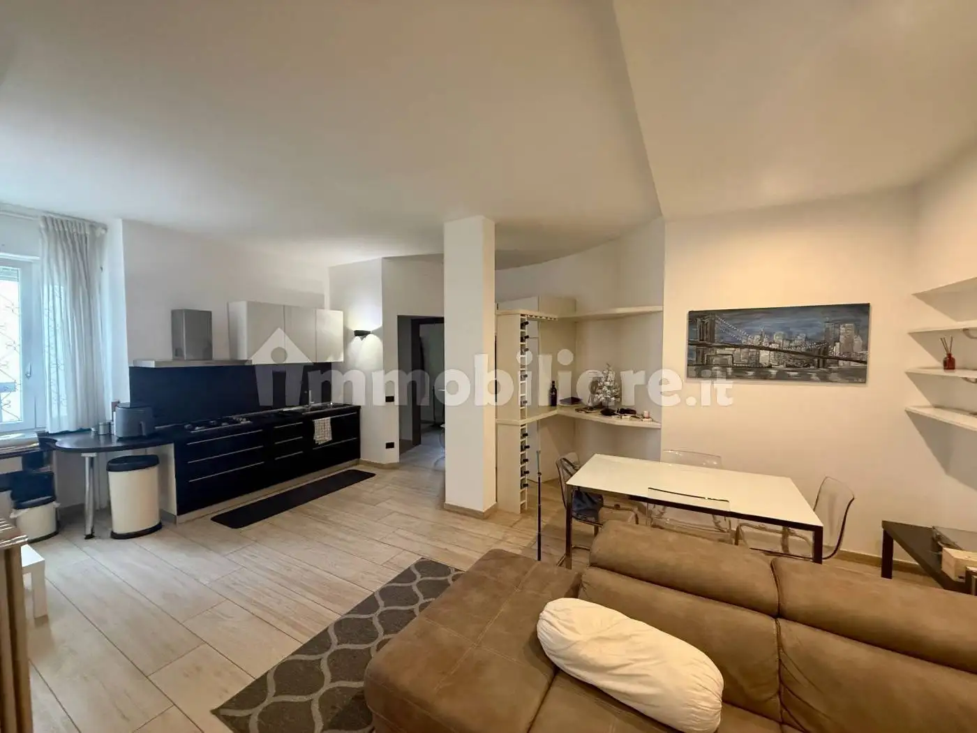 Appartamento in vendita a Napoli