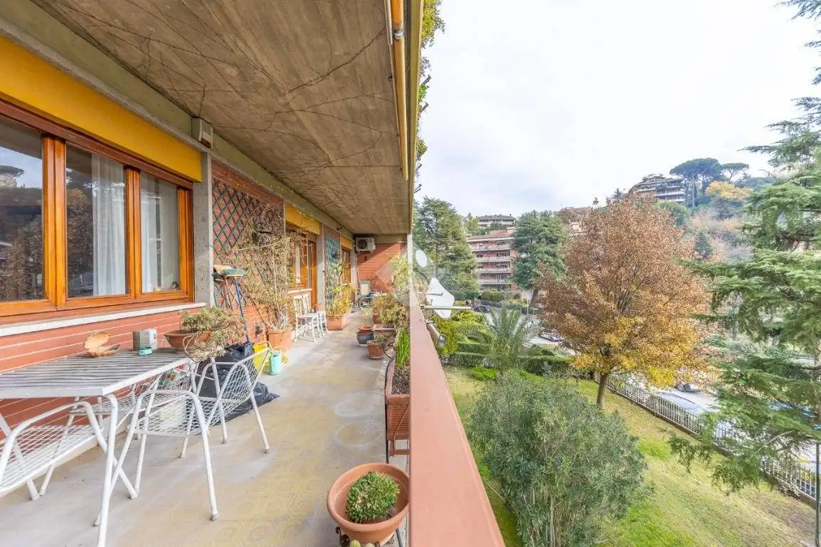 Appartamento in vendita a Roma