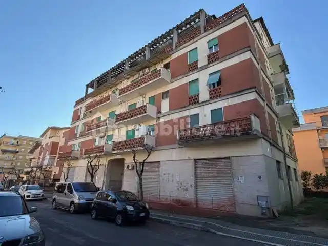 Appartamento in vendita a Aprilia