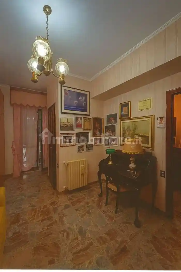 Appartamento via Ugo Foscolo 18, Centro, Crotone - foto 2