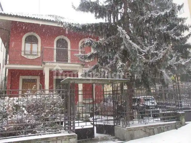 Casa indipendente in vendita a Asti