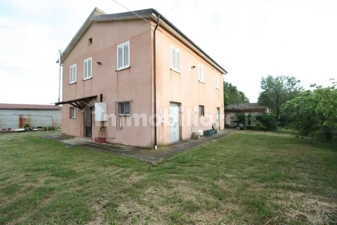 Rustico - Casale in vendita a Monsampolo del Tronto