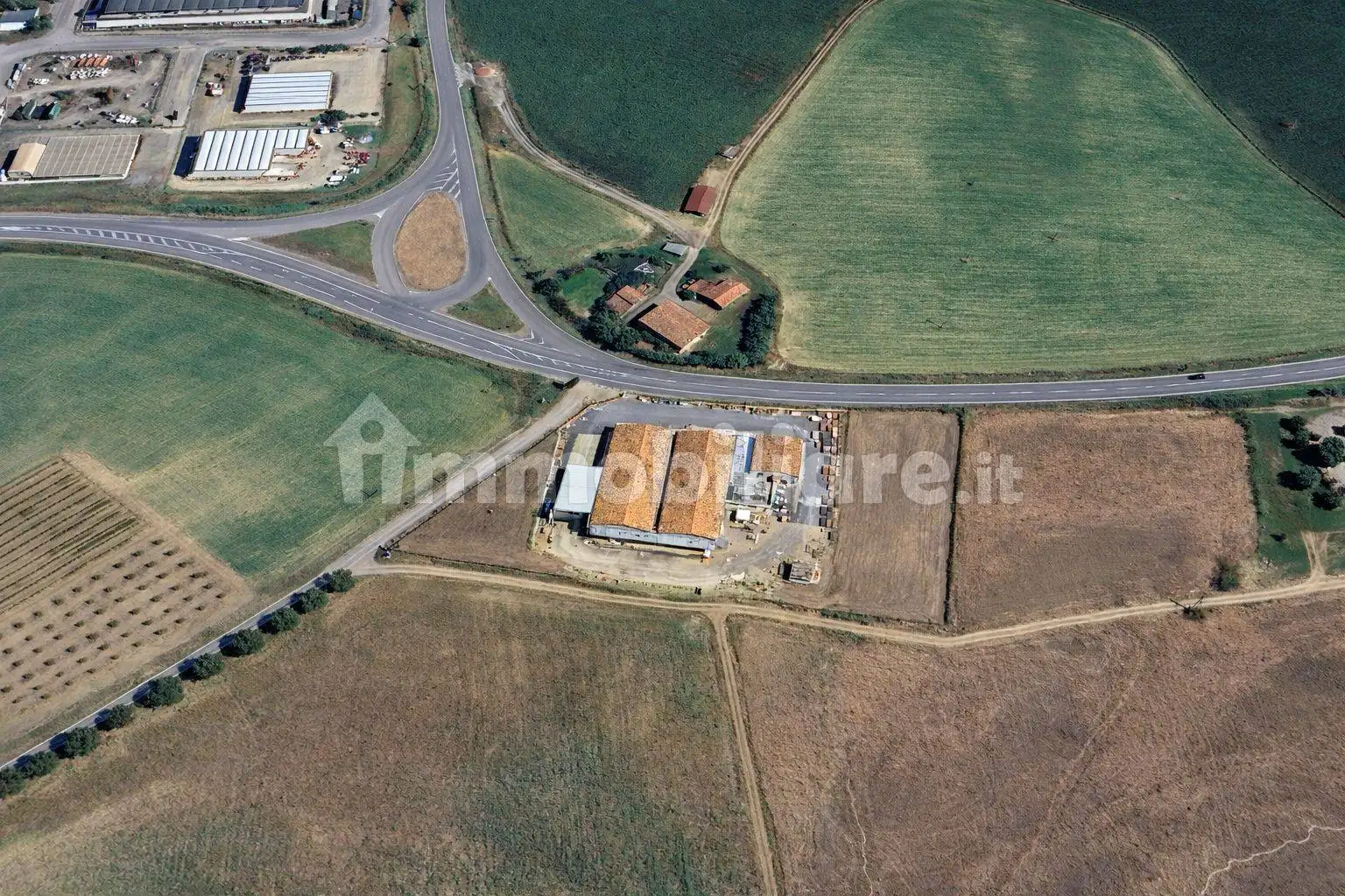 Palazzo - Edificio in vendita a Castel di Sangro