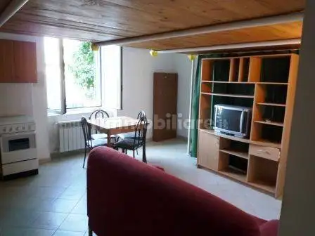 Appartamento in affitto a Portici