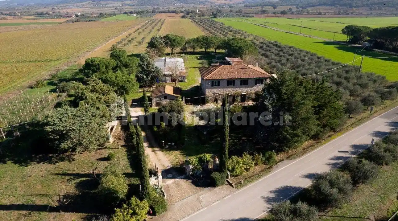 Palazzo - Edificio in vendita a Grosseto