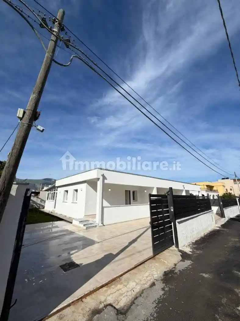 Villetta a schiera in vendita a Carini