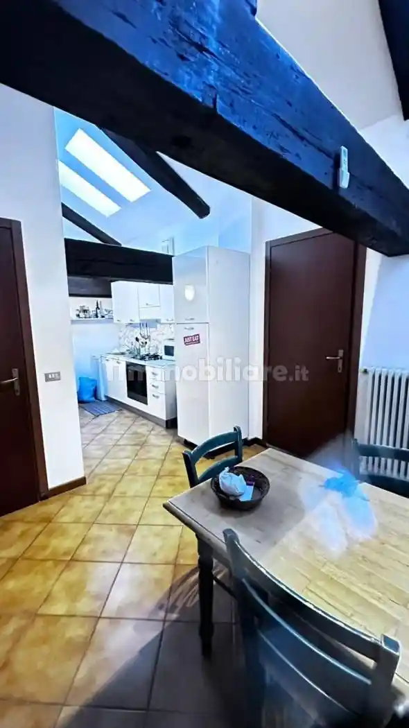 Appartamento in vendita a Pavia