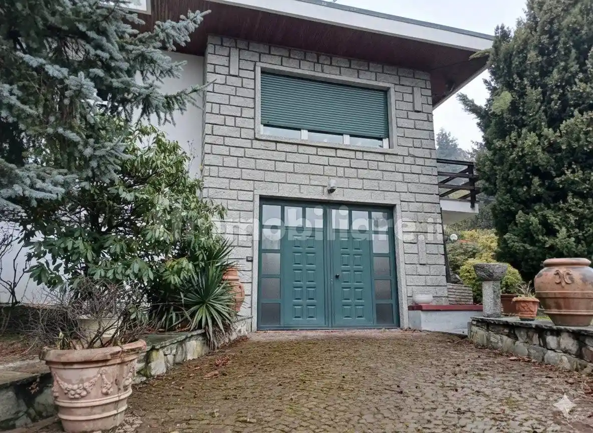 Villa in vendita a Cuorgnè