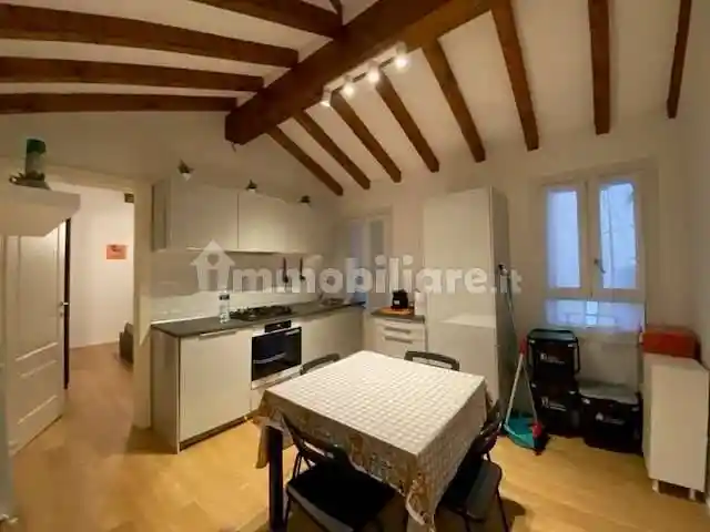 Appartamento in vendita a Modena