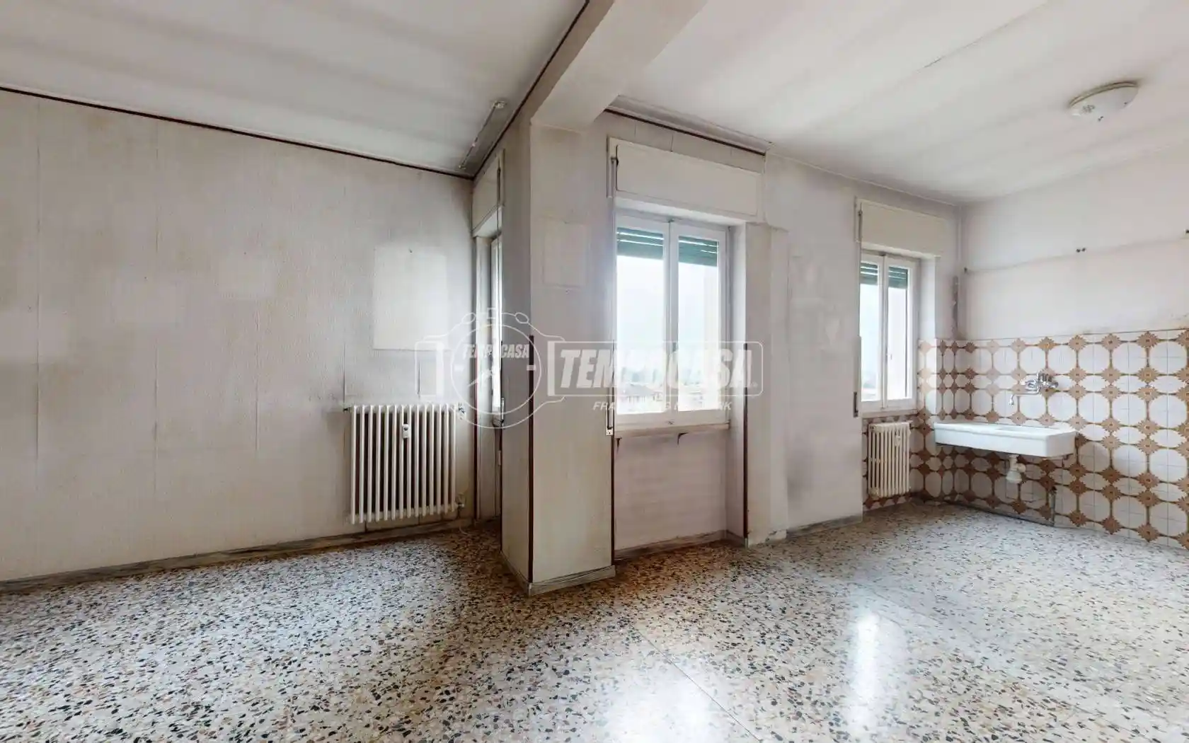 Appartamento in vendita a Lazzate