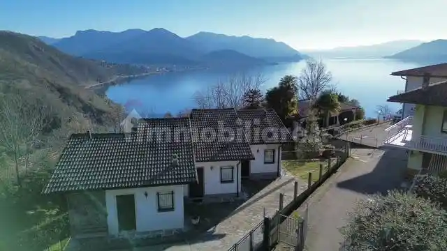 Villetta a schiera in vendita a Luino