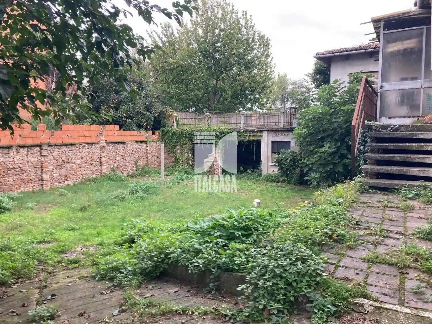 Villa in vendita a Mantova