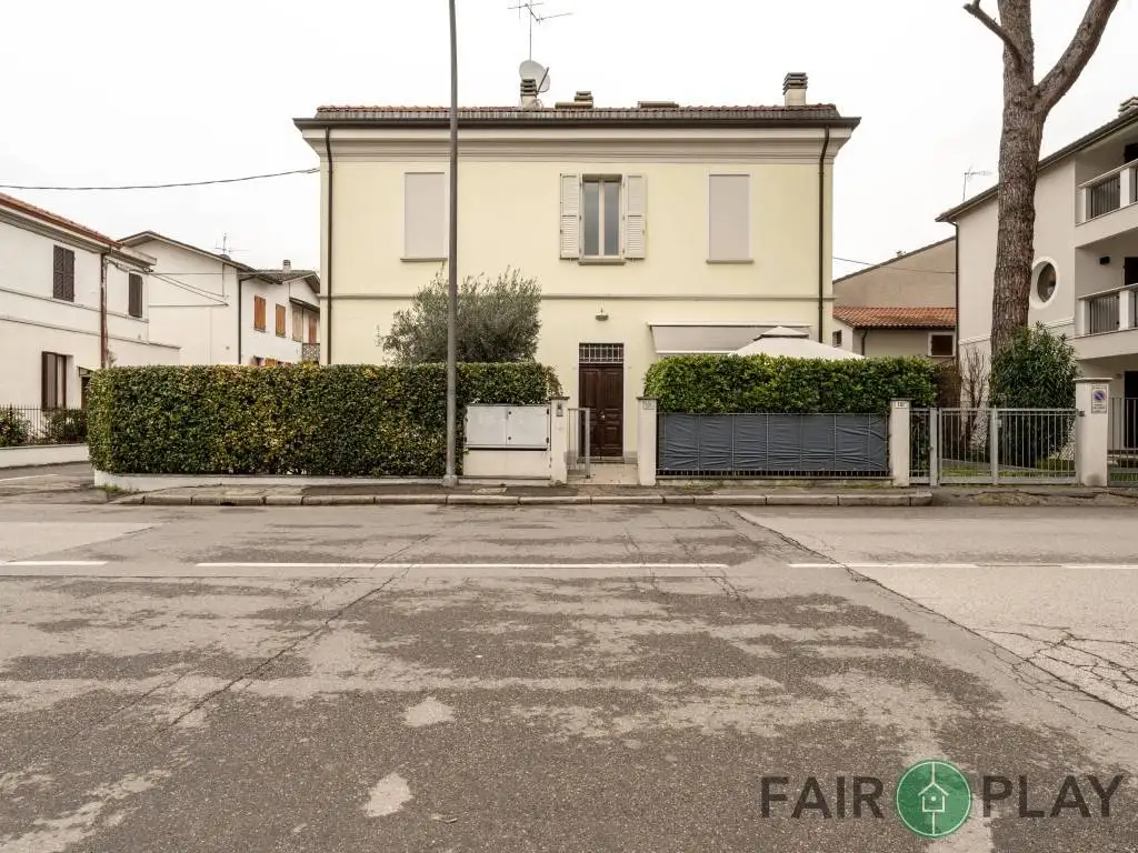 Appartamento in vendita a Forlì