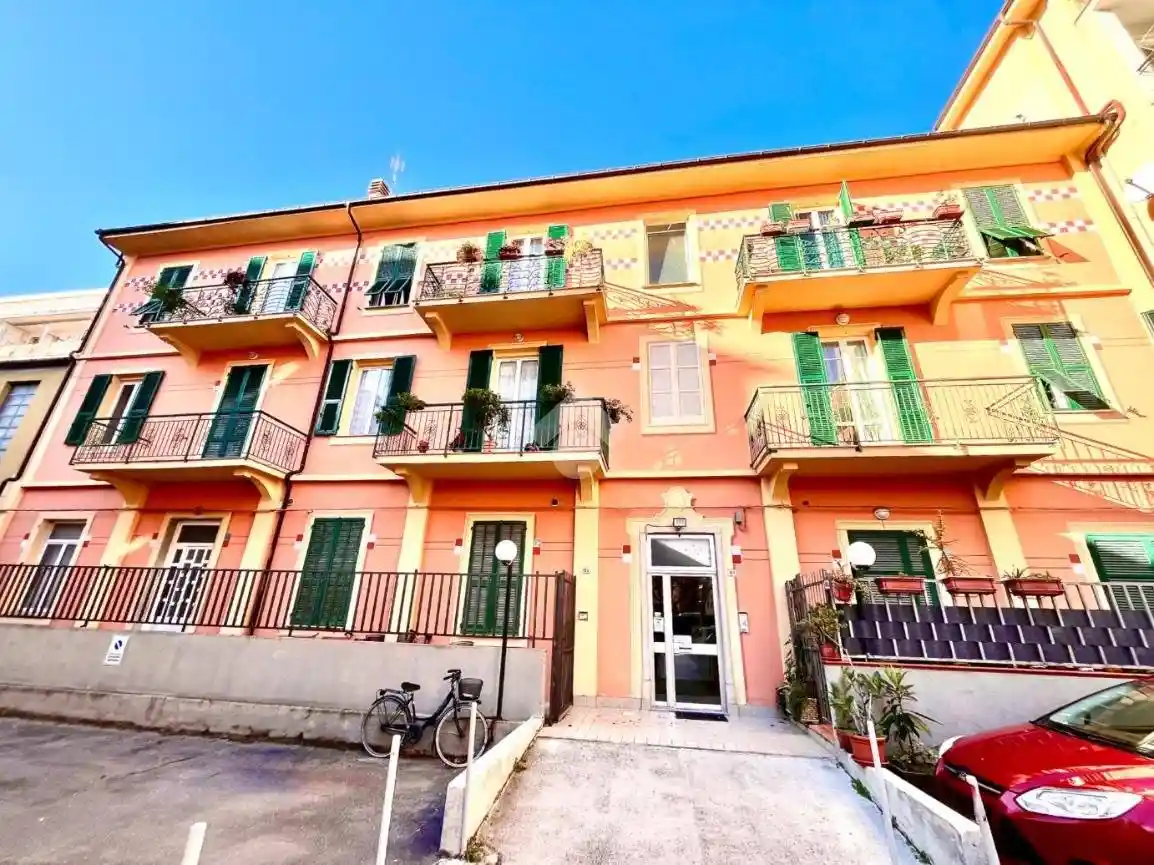 Appartamento in vendita a Albenga