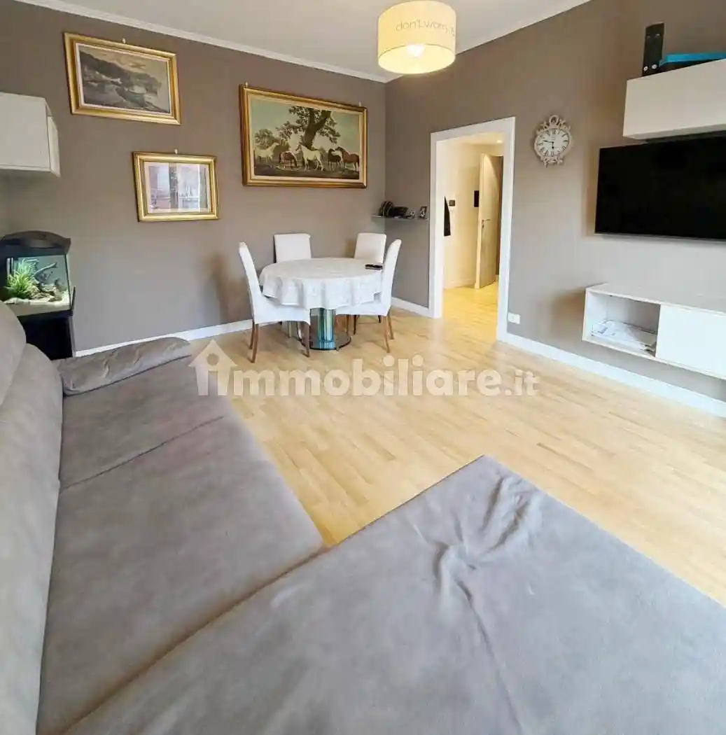Appartamento in vendita a Vimercate