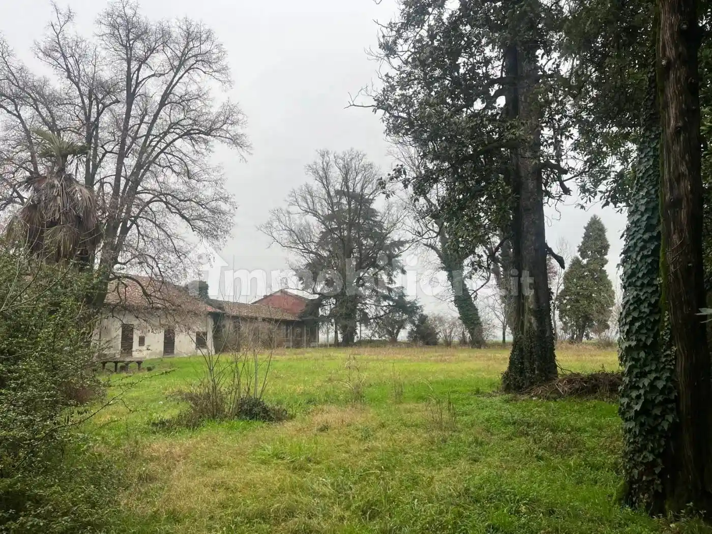 Palazzo - Edificio in vendita a Lodi