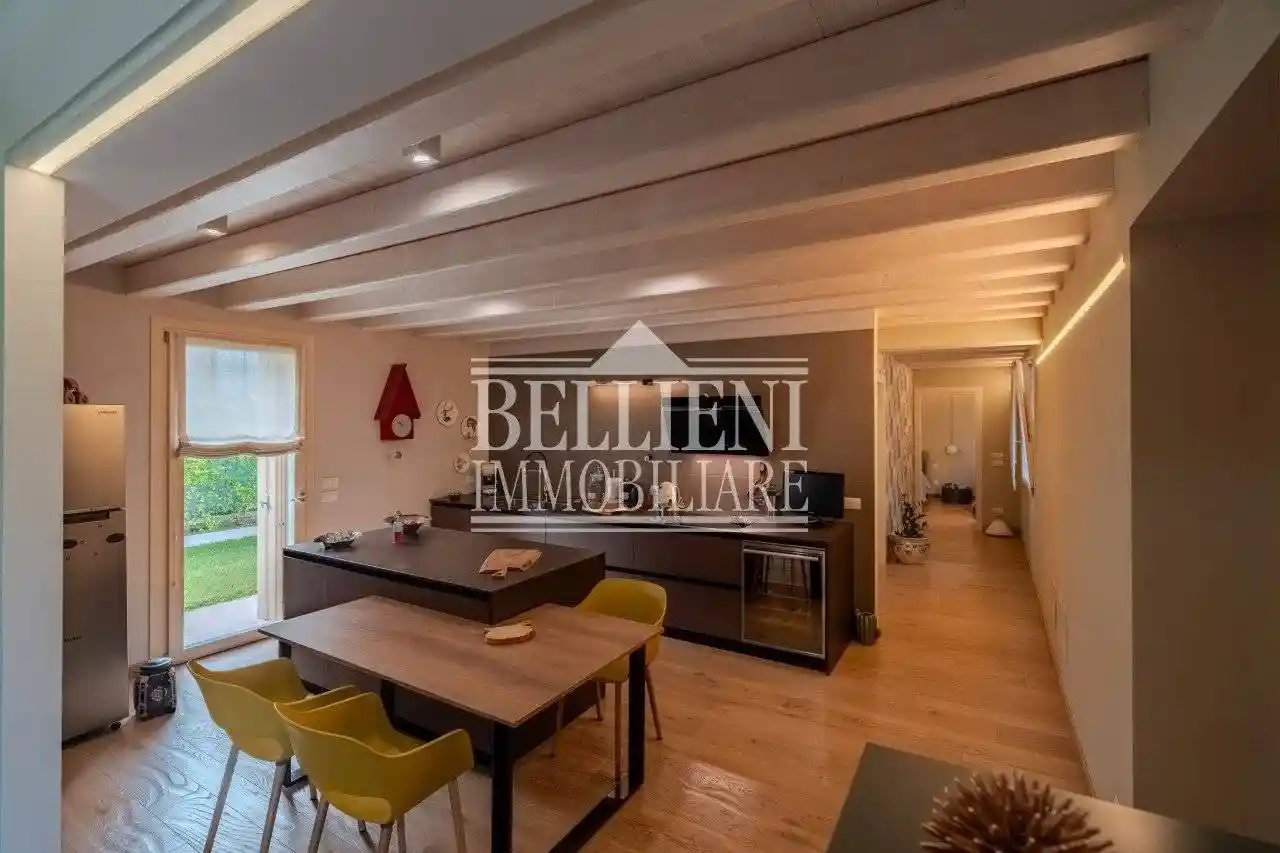 Rustico - Casale in vendita a Vicenza