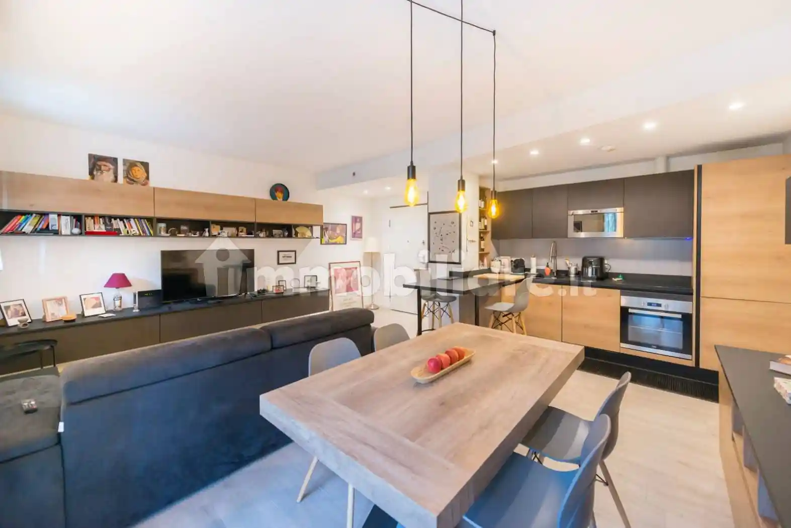 Bilocale via Angelo Fava 13, Maggiolina, Milano - foto 2