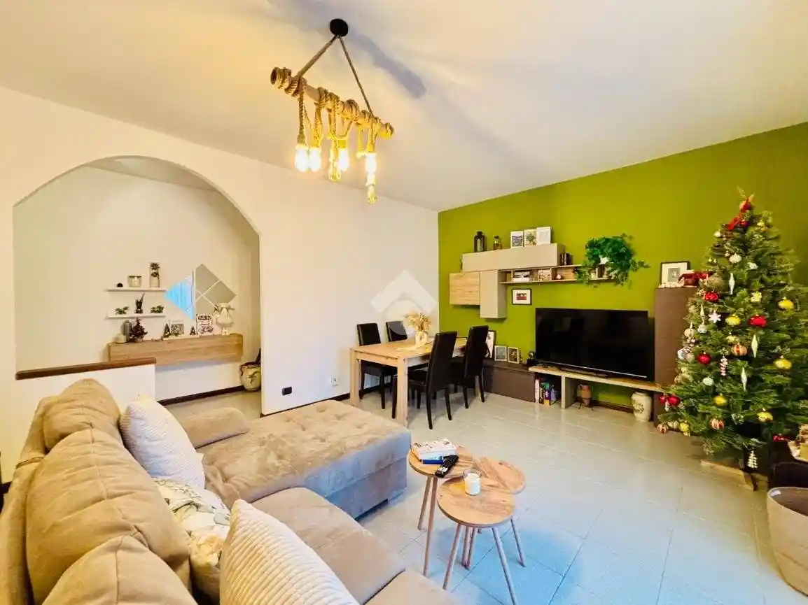 Appartamento in vendita a Fino Mornasco